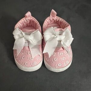 Charming Pink Baby Shoes with White Ribbon